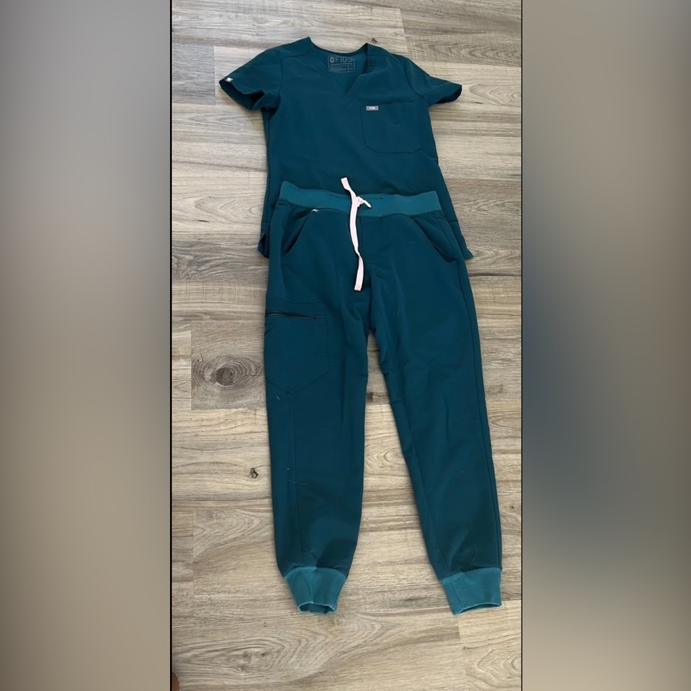 Figs Scrubs